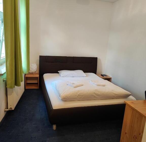 çınar Hirsch Hotel & Restaurant