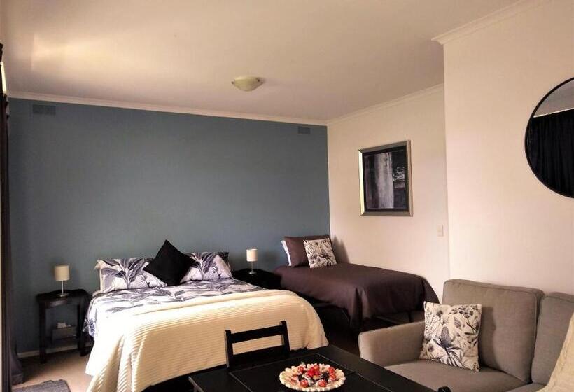 بنسيون Banksia Park Estate