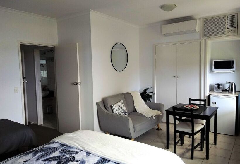 بنسيون Banksia Park Estate