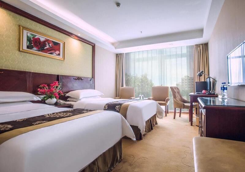 Vienna International Hotel Huizhou South Railway Station