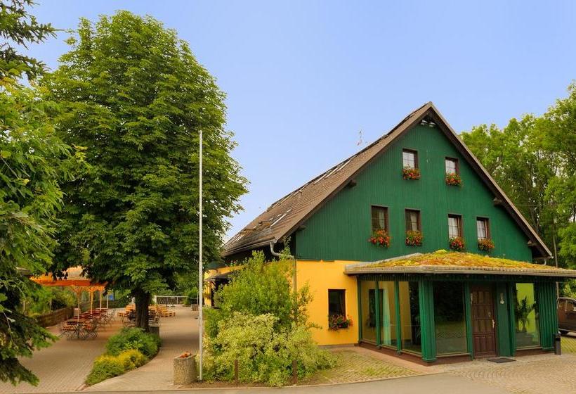 Waldhotel