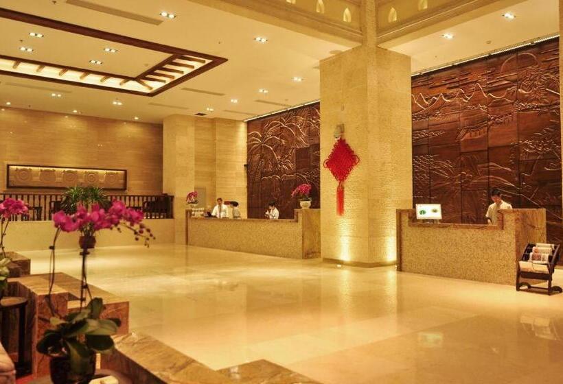 בית מלון כפרי Grand Metro Park Bay