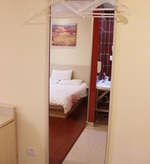 Hanting Hotel Chongqing 3rd Zhongshan Road Branch