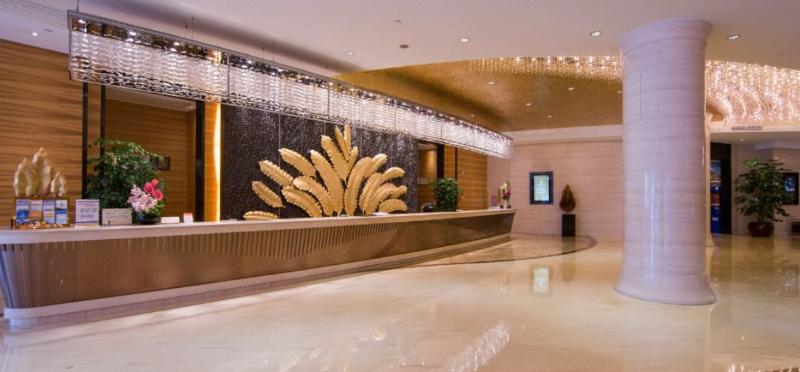 فندق Aile Crown Holiday