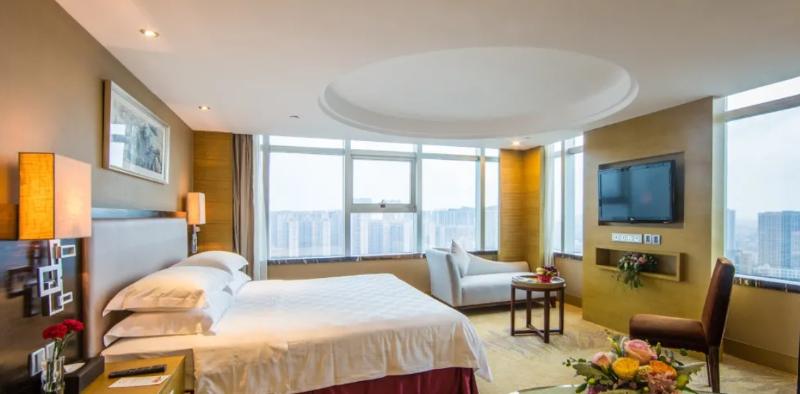 فندق Aile Crown Holiday