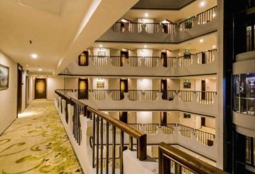 בית מלון כפרי Greentree Inn Shenzhen Futian