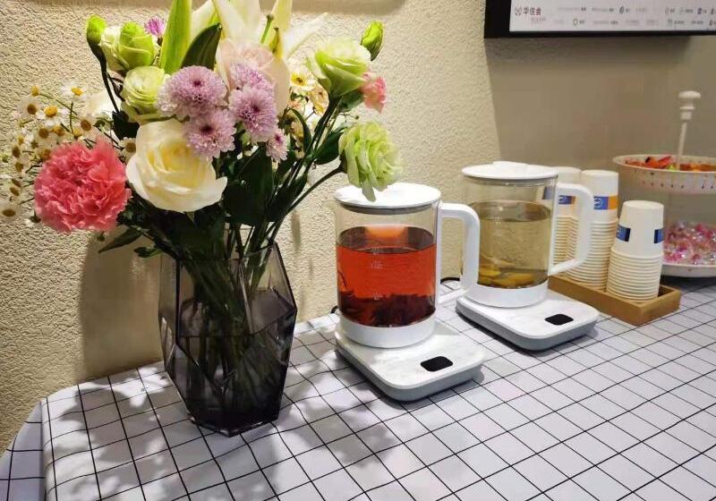 酒店 Hanting  Baoding Train Station East Square