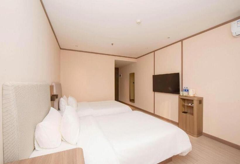 Hanting Hotel Shijiazhuang Jianhe Bridge Metro Station