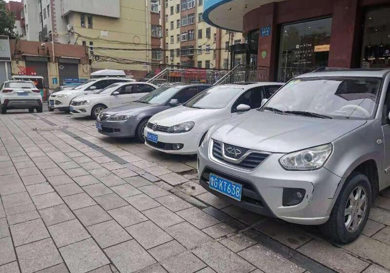 בית מלון כפרי Hanting  Weifang Dongfeng Dong Street Taihua