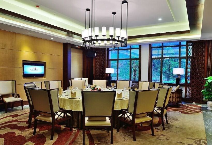 ホテル Harmona Resort & Spa Zhangjiajie