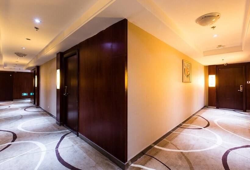 هتل Weihai Huakun