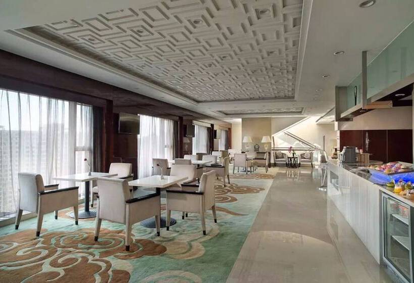 فندق Slater International