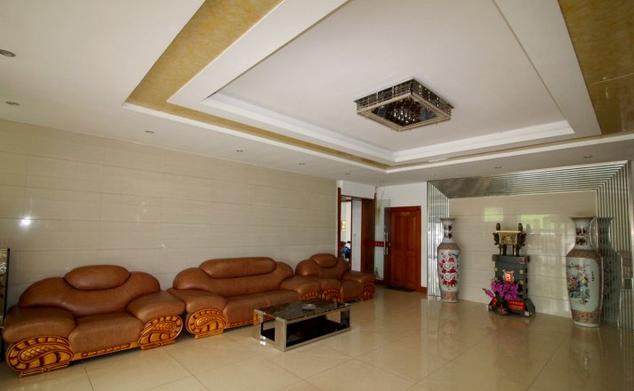 هتل Yantai Lijiaoqiao