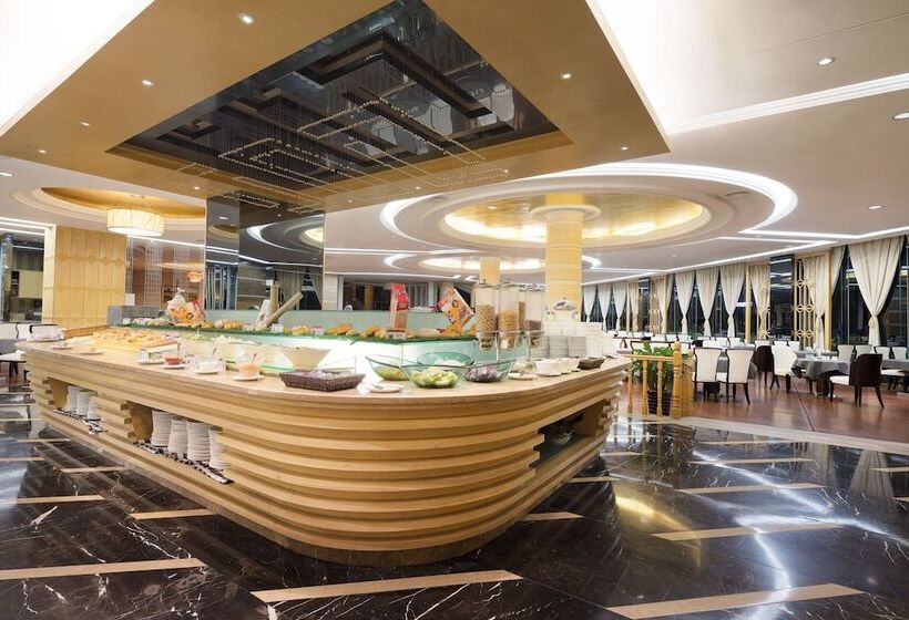 Отель Qinghe Jin Jiang International