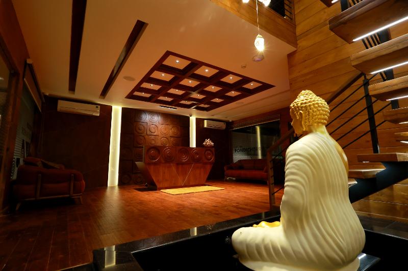 호텔 Wooden Ecr Sea Resort