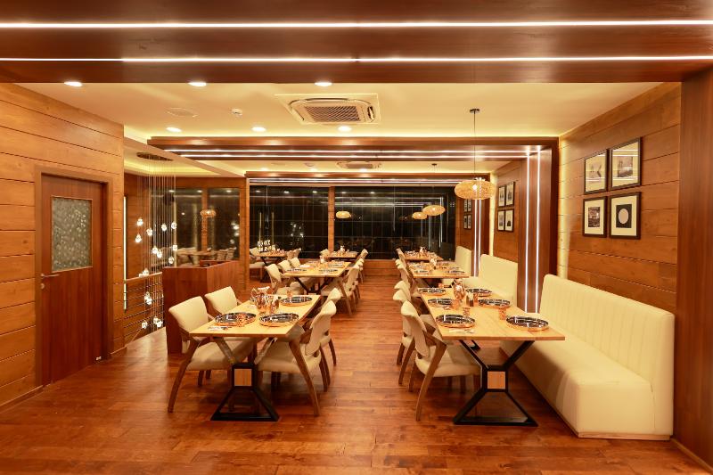 호텔 Wooden Ecr Sea Resort