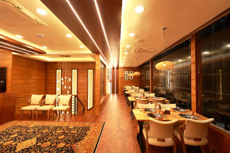 호텔 Wooden Ecr Sea Resort