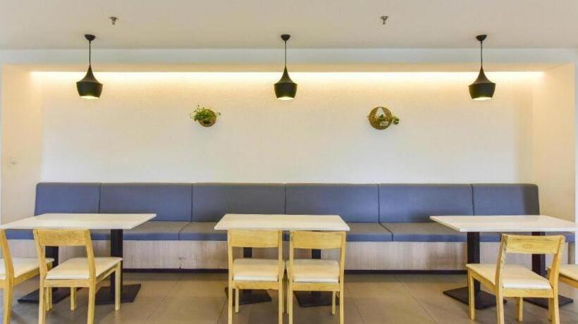 Hanting Hotel Xining Fengqing Road Convention And Exhibition Center