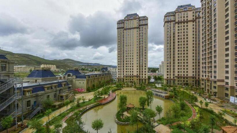 Hanting Hotel Xining Fengqing Road Convention And Exhibition Center