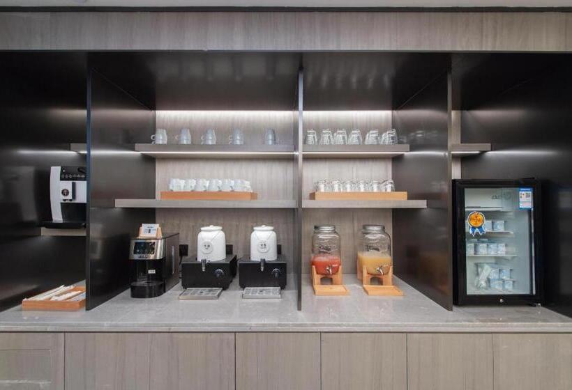 Ji Hotel Dalian Xinghai Convention And Exhibition Center