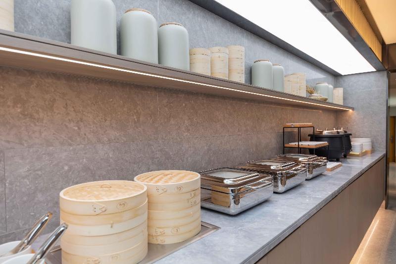 فندق Ji  Shanghai Dongming Road Metro Station