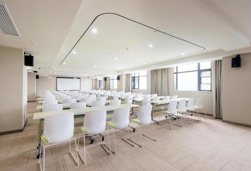 Ji Hotel Xinxiang Fat Donglai Life Plaza