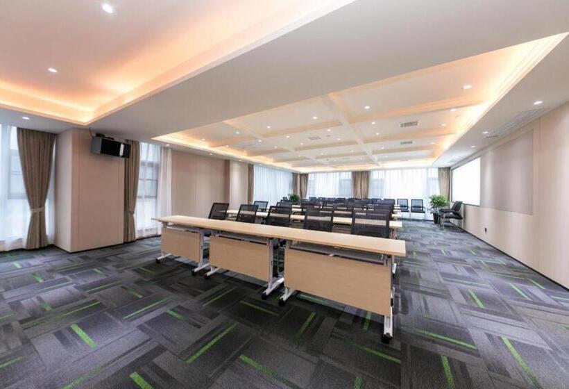 Ji Hotel Zhangjiajie Tianmen Mountain