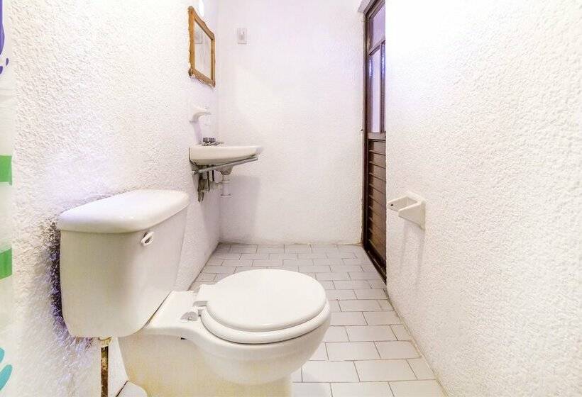 Oyo Hotel La Luna, Templo De Santo Domingo De Guzman