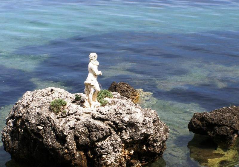 Apostolos & Eleni Family Apartments