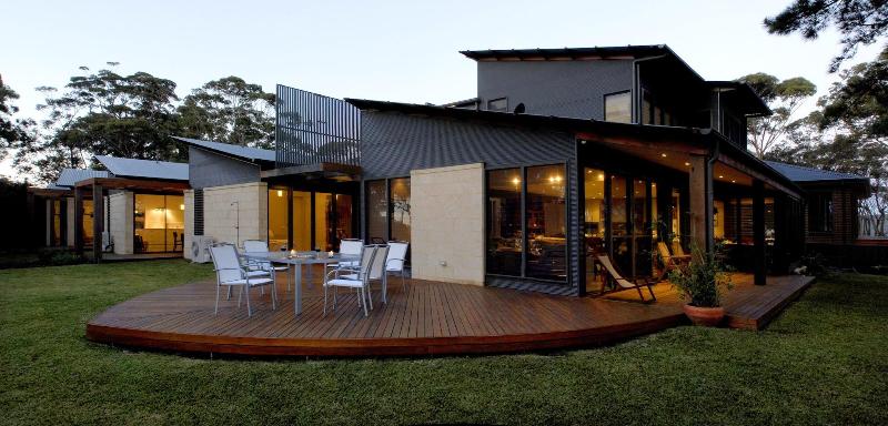 By The Beach B&b Self Contained Apartments