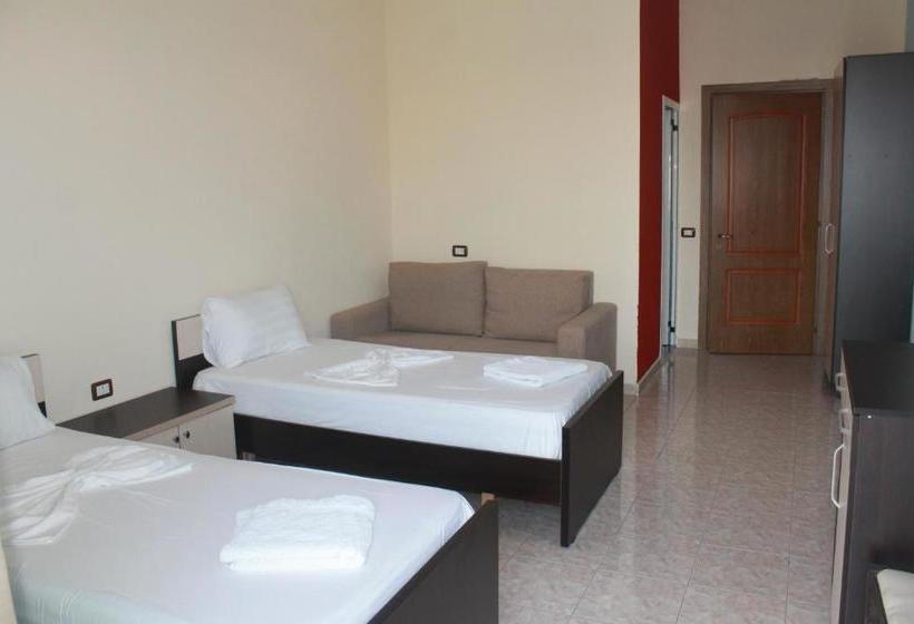 בית מלון כפרי Aleksandrus Jardin