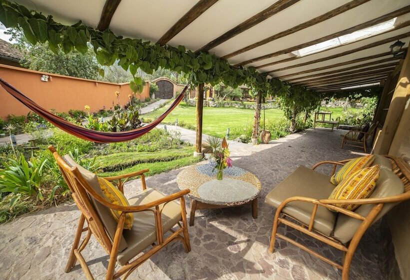 هتل Andean Wings Valley