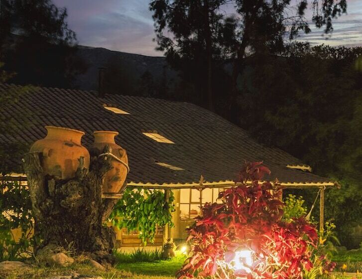 هتل Andean Wings Valley