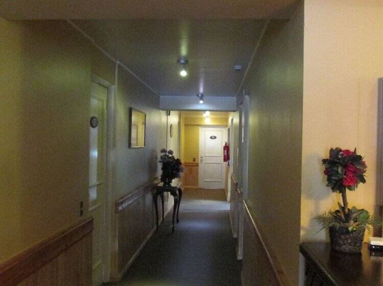 ホテル Apart Colón