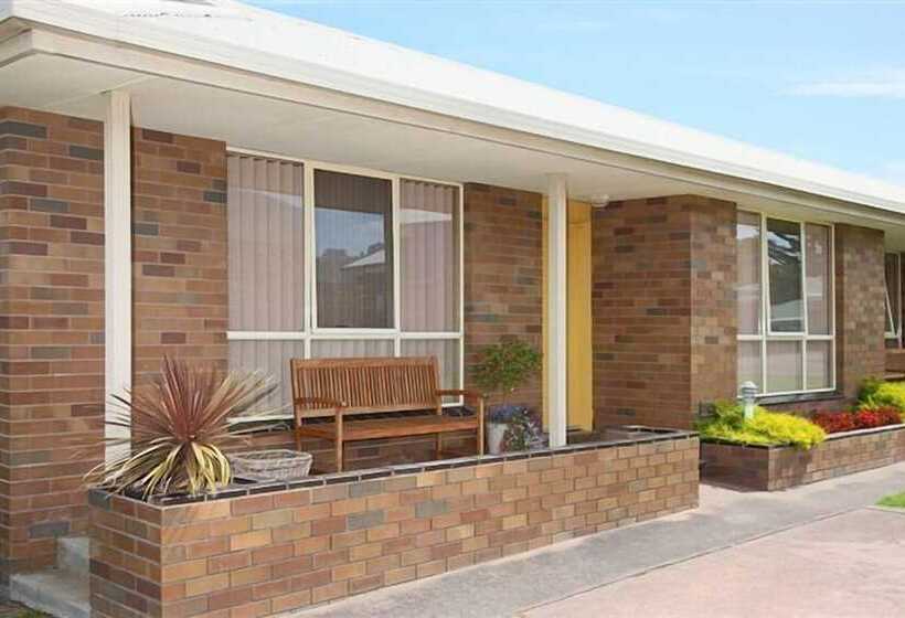 Отель Apollo Bay Backpackers Lodge