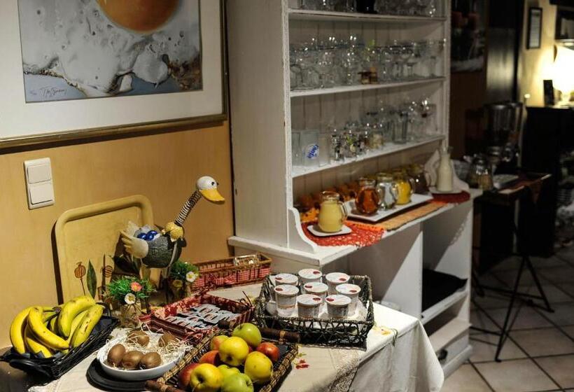 فندق B&b De Dubbelmolen