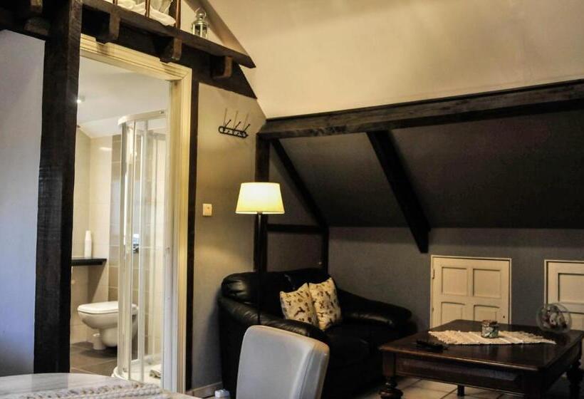 فندق B&b De Dubbelmolen