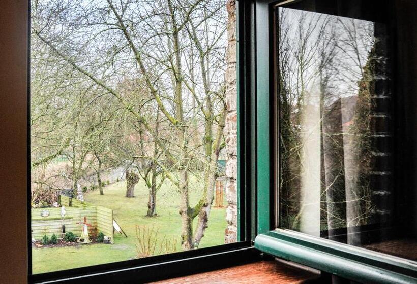 호텔 B&b De Dubbelmolen