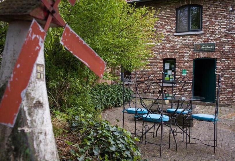 فندق B&b De Dubbelmolen