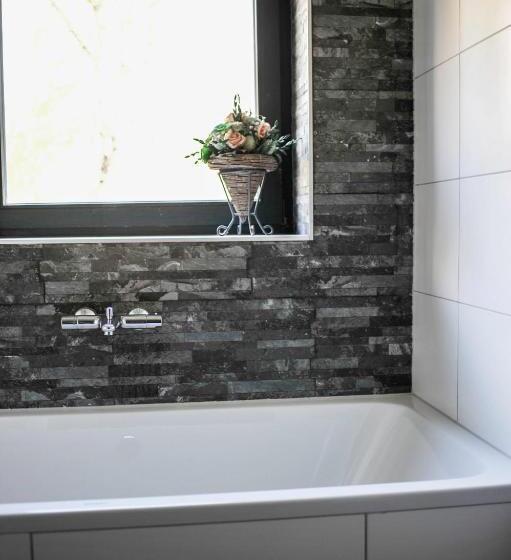 فندق B&b De Dubbelmolen