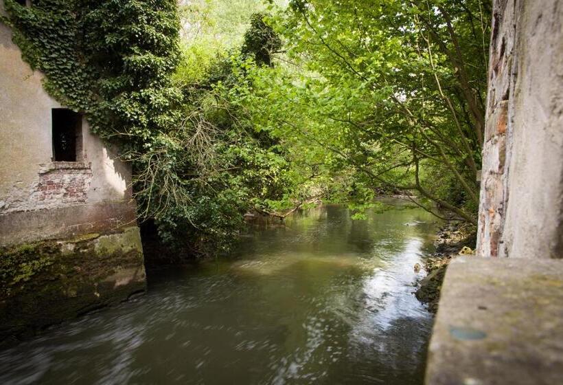 호텔 B&b De Dubbelmolen