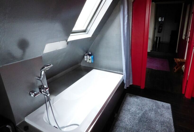 Отель B&b Lady Jane