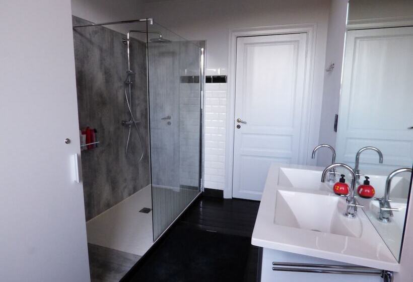 Отель B&b Lady Jane