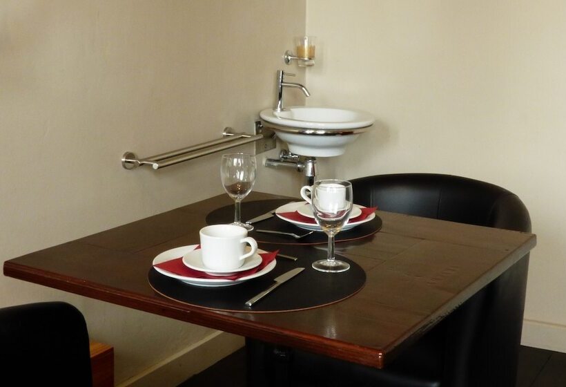 Отель B&b Lady Jane