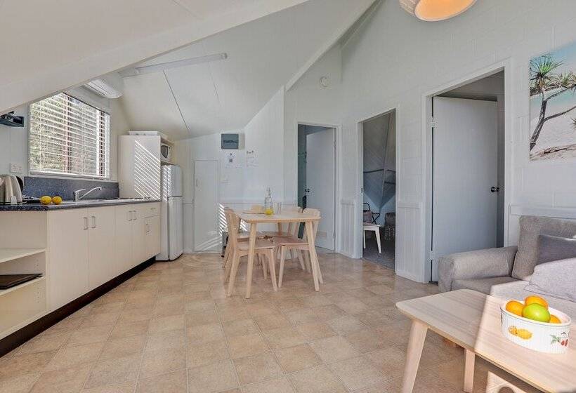 בית מלון כפרי Beach Cabins Merimbula