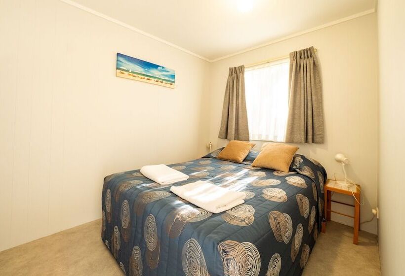 בית מלון כפרי Beach Cabins Merimbula