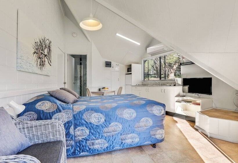 בית מלון כפרי Beach Cabins Merimbula