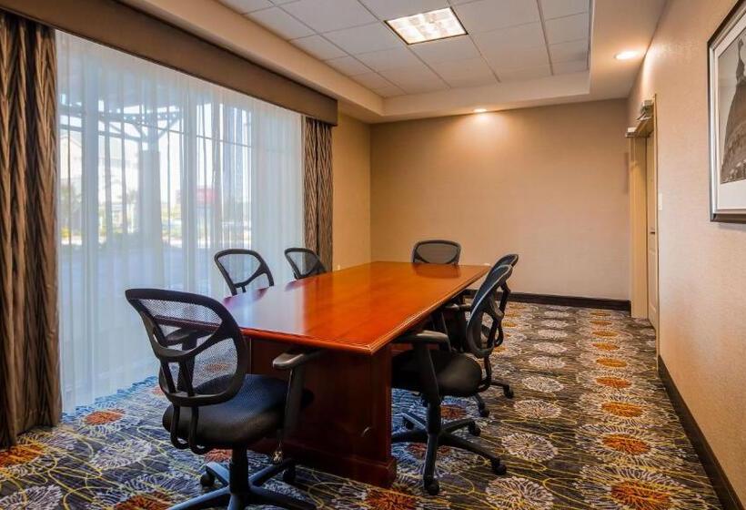 Отель Best Western Premier University Inn