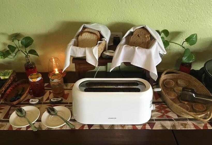 호텔 Bristol Cottages Kilimanjaro