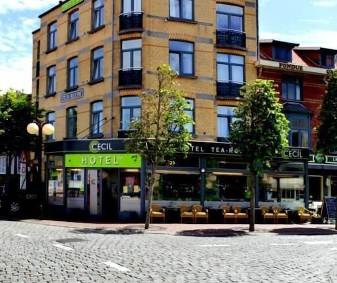 호텔 Cecil